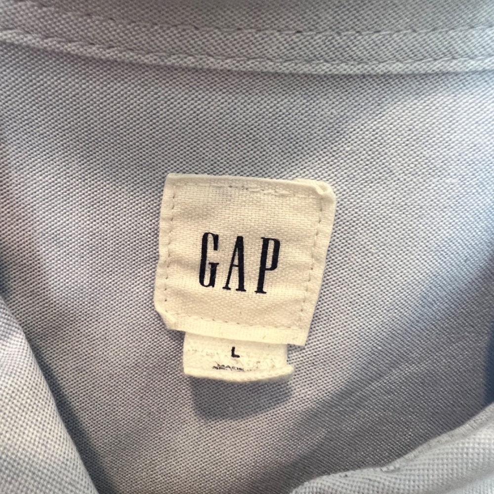 Button down - Picture 4 of 4